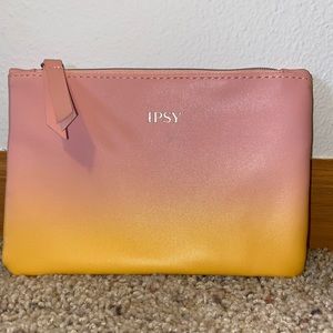 Brand: IPSY. Color: Yellow and light pink.